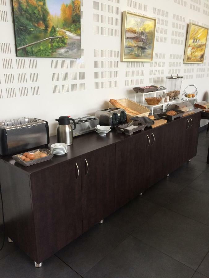 Hotel - Restaurant La Claire Foret Morhange Екстериор снимка